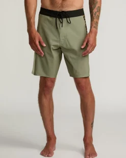 RVCA APEX 2 BOARDSHORTS 18'' Aloe