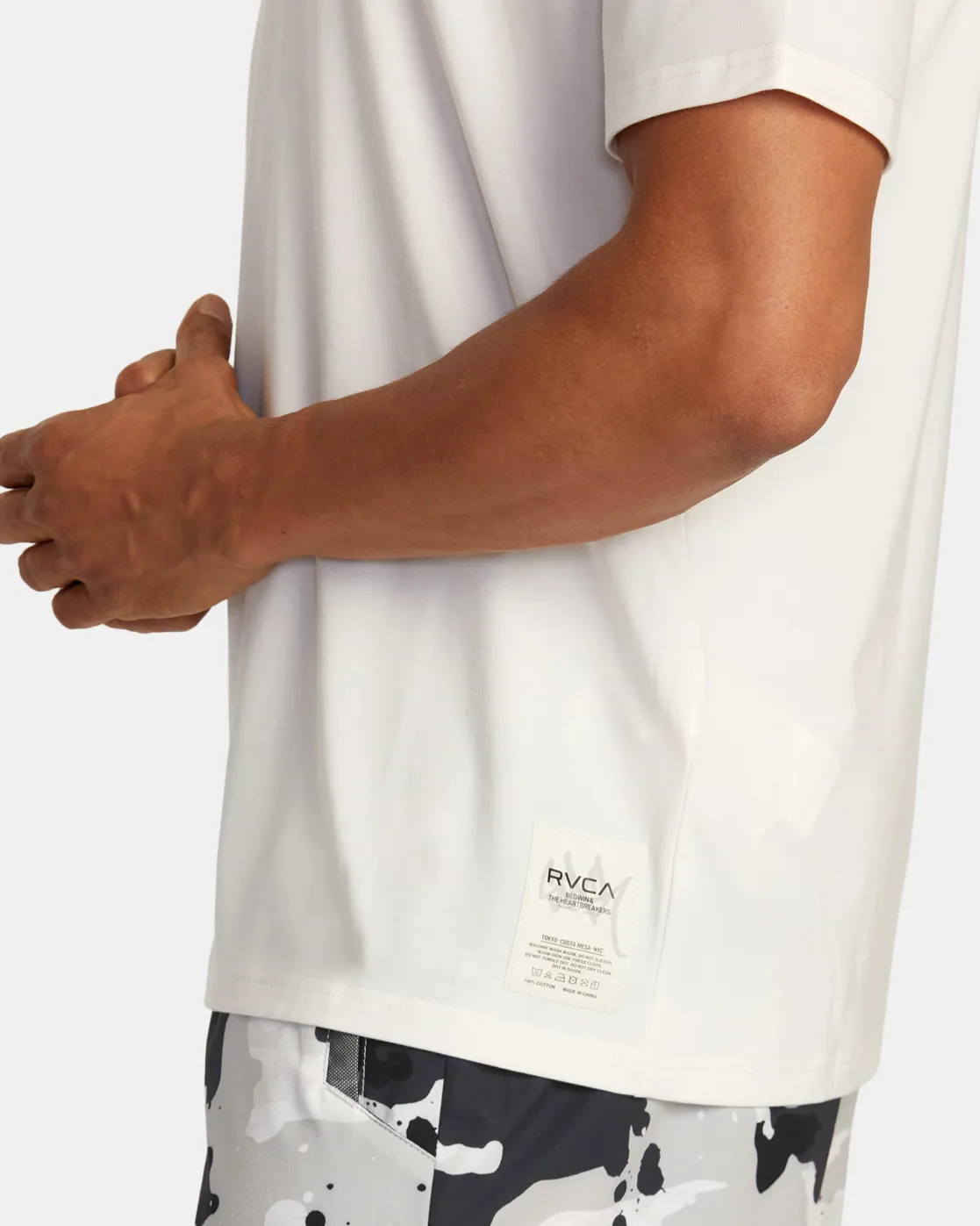 RVCA BEDWIN X STASH BALANCE TEE Off White Hot