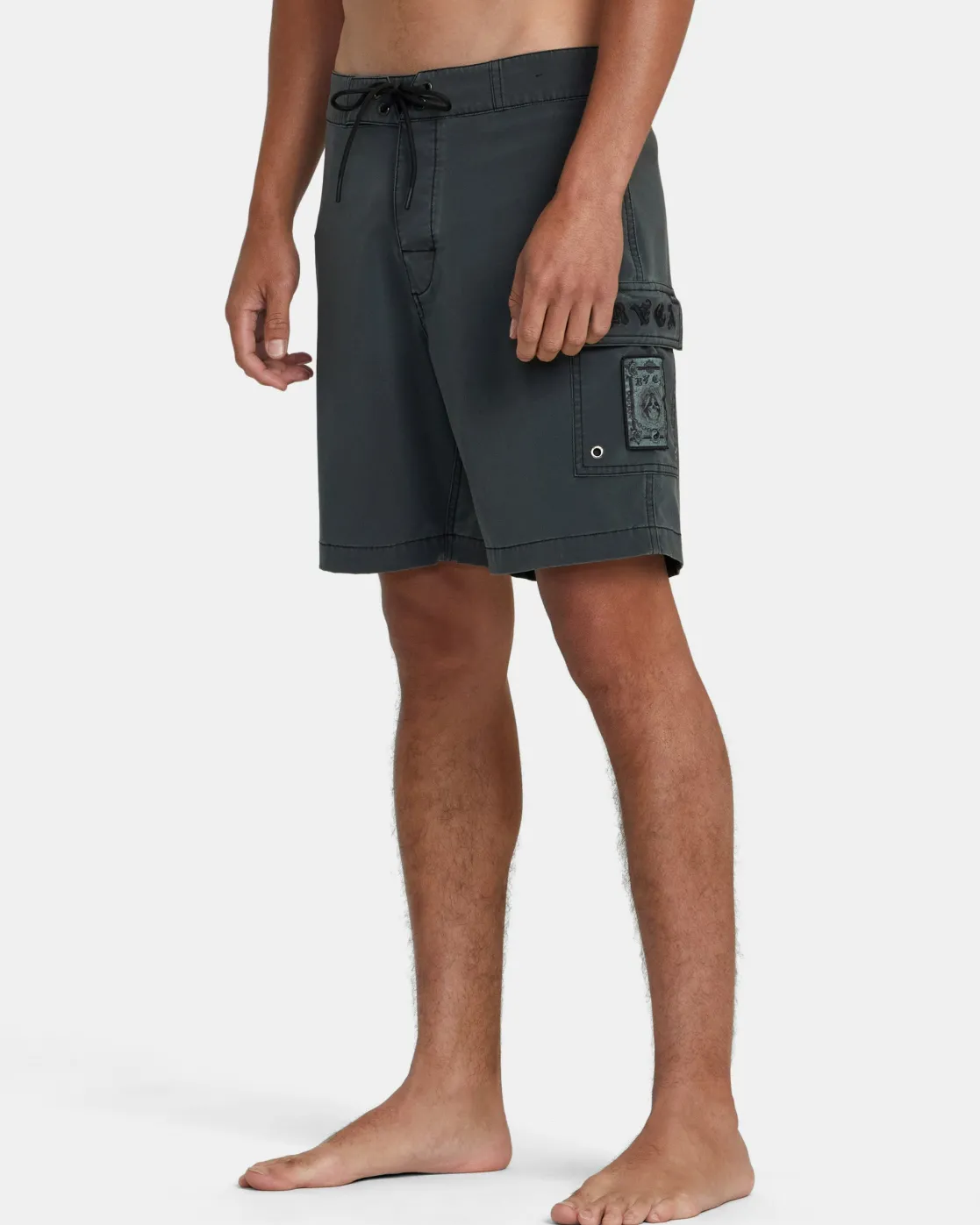 RVCA BENJAMIN JEANJEAN SKULL BOARDSHORTS 18'' Black Discount