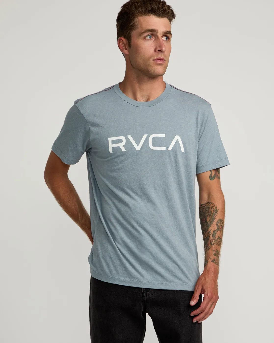 RVCA BIG TEE Flint Stone Outlet