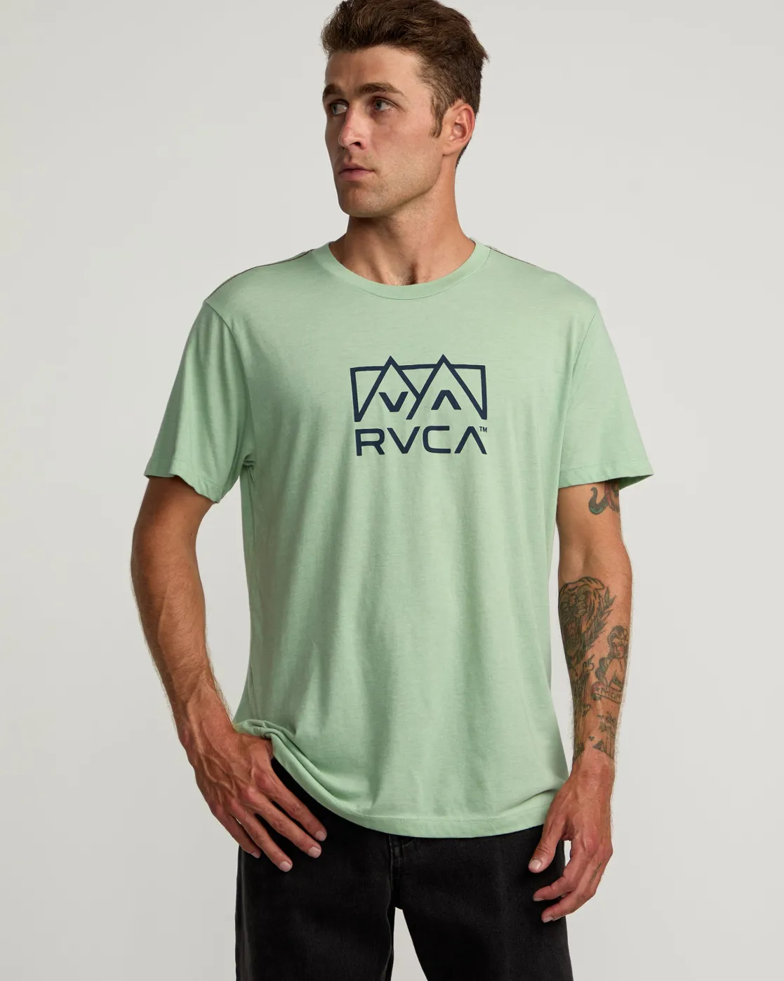 RVCA PEAKS TEE Granite Green Outlet