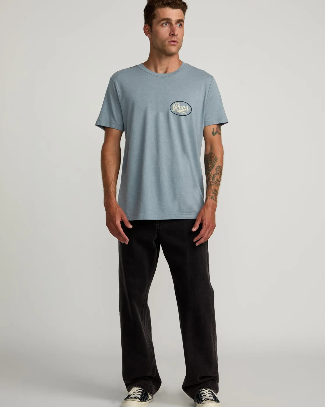 RVCA PROWL TEE Flint Stone Hot
