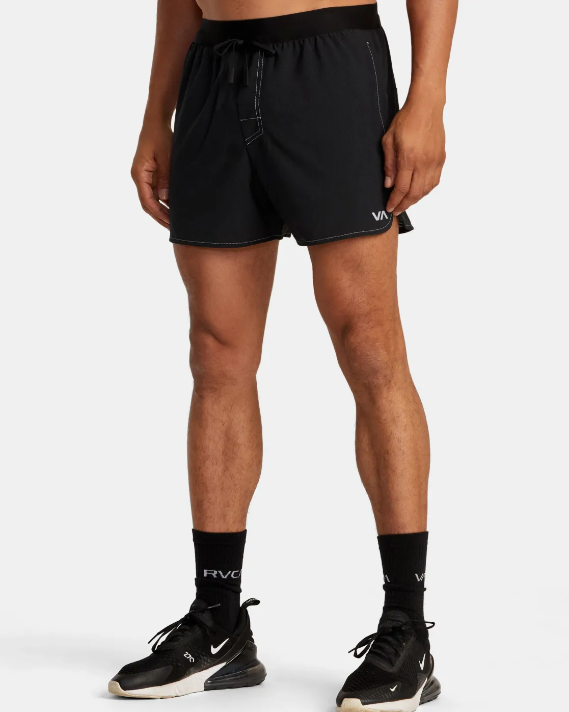 RVCA RUNNER 14" ELASTIC WAIST SHORTS Black 2