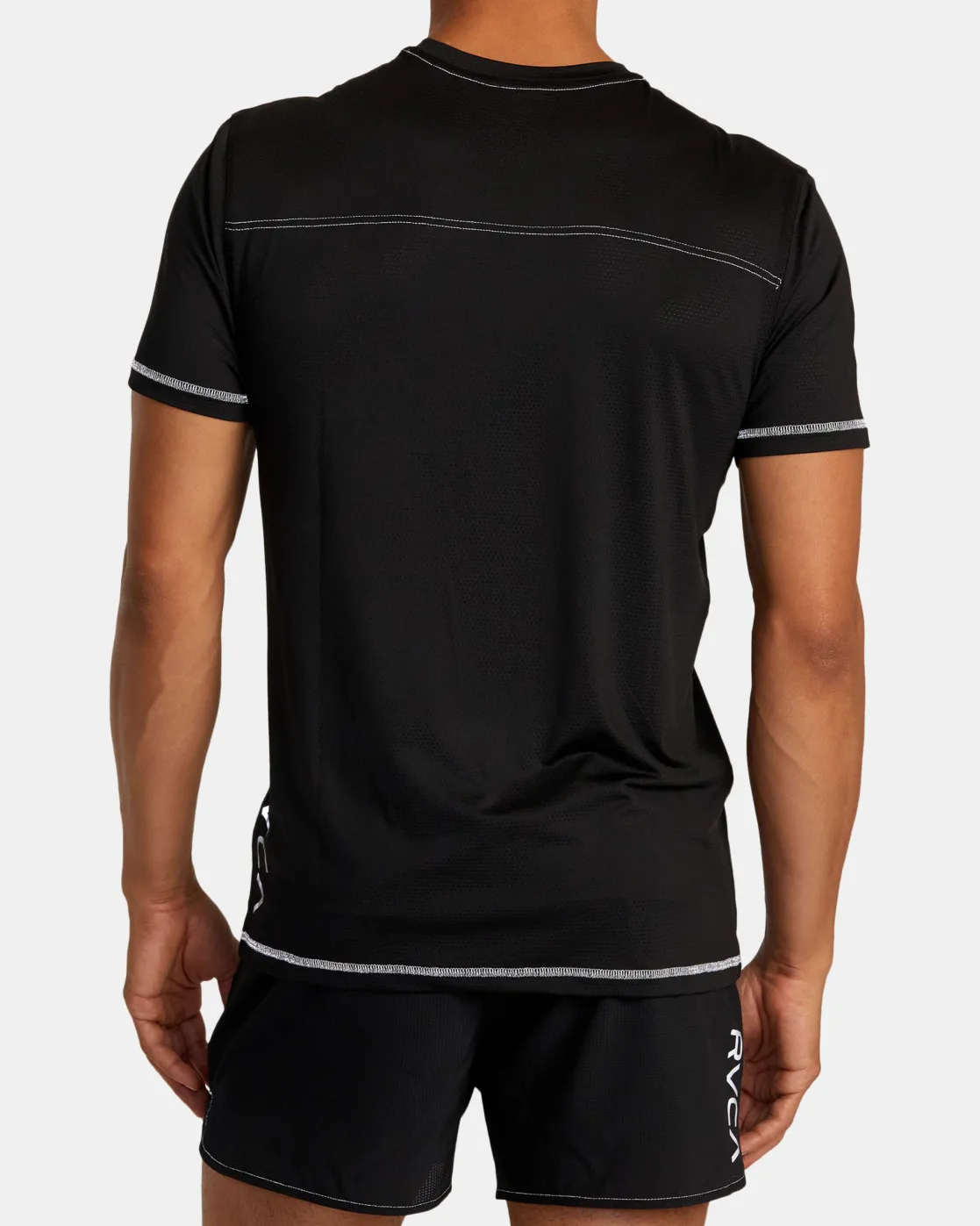 RVCA RUNNER TECHNICAL SHORT SLEEVE TOP Black 2
