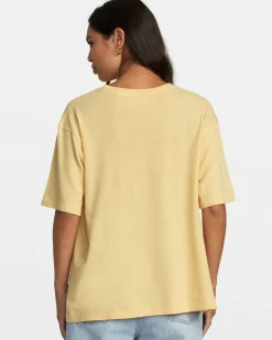 RVCA SECLUDED ISLAND TEE Sahara Sun