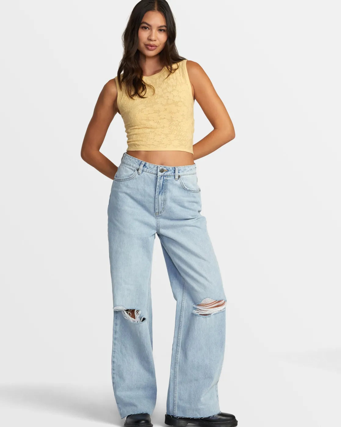 RVCA SELECTS SHIVER SWEATER TANK CREW NECK SWEATER Sahara Sun Best