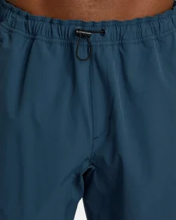 RVCA SPECTRUM TECH SHORT UTILITY SHORTS Petrol Blue New