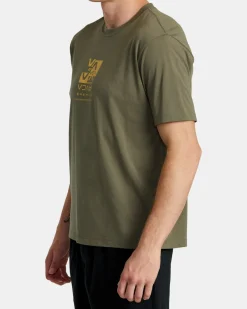 RVCA SPLITTER STACKS TEE Olive Hot