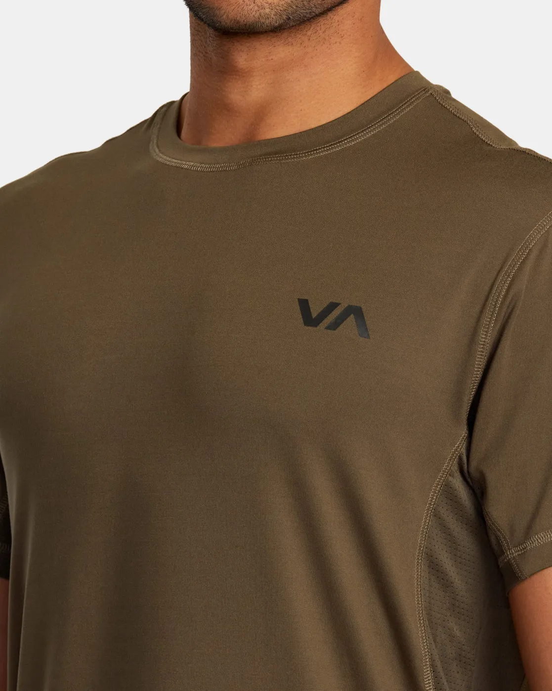 RVCA SPORT VENT PERFORMANCE TEE Mocha Best