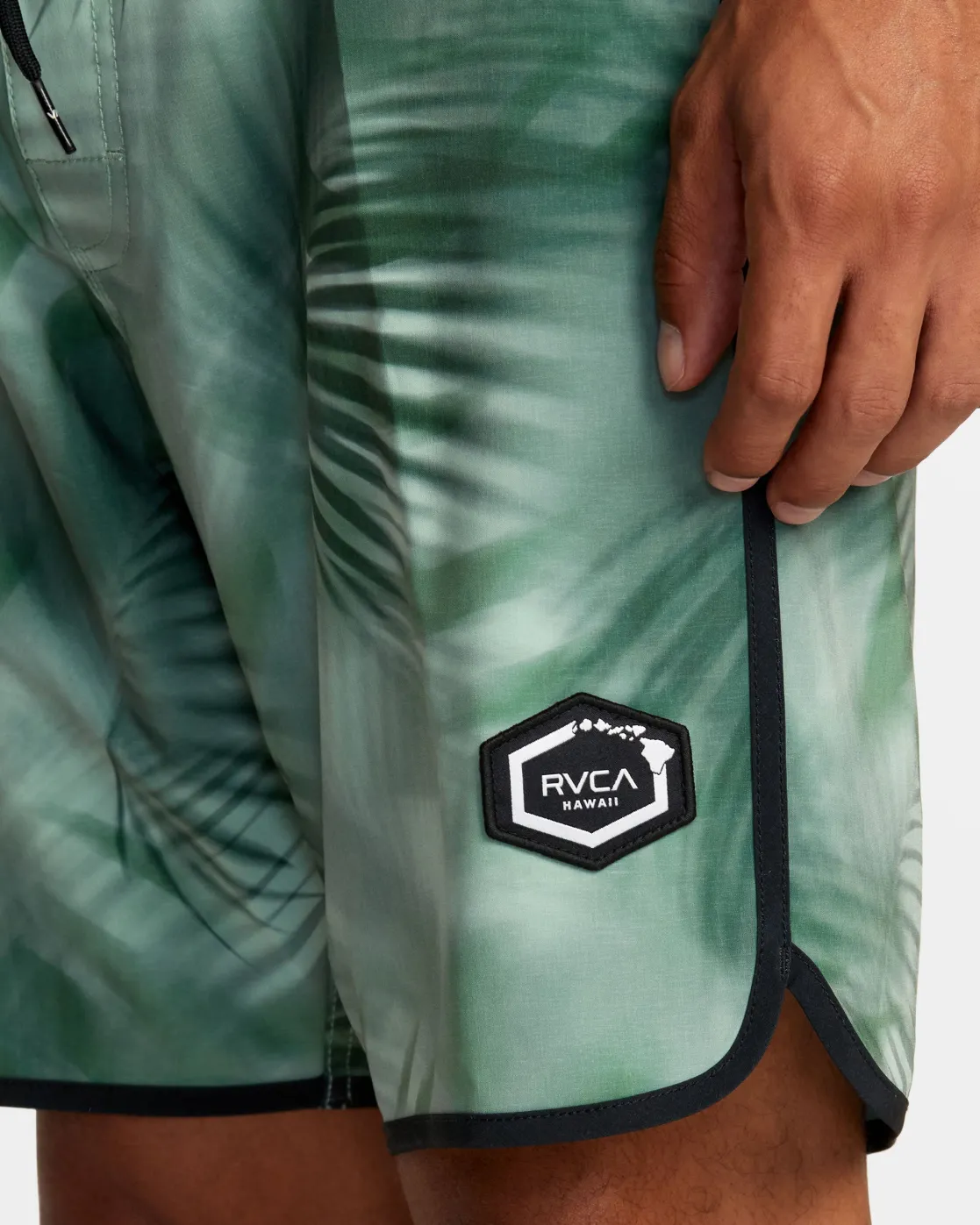 RVCA EASTERN 20" BOARDSHORTS Spray Camo New