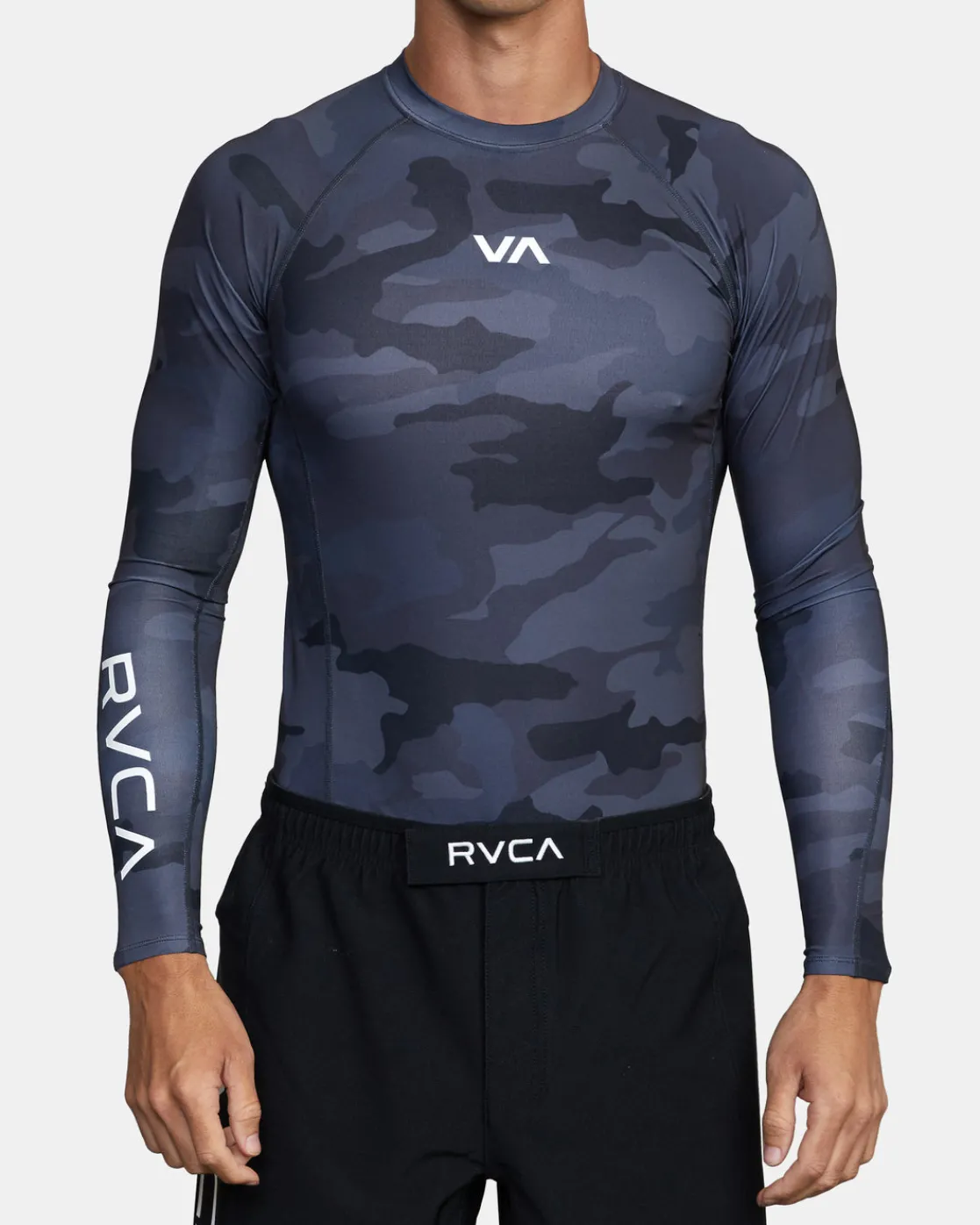 RVCA VA SPORT LONG SLEEVE RASHGUARD Black Camo Clearance