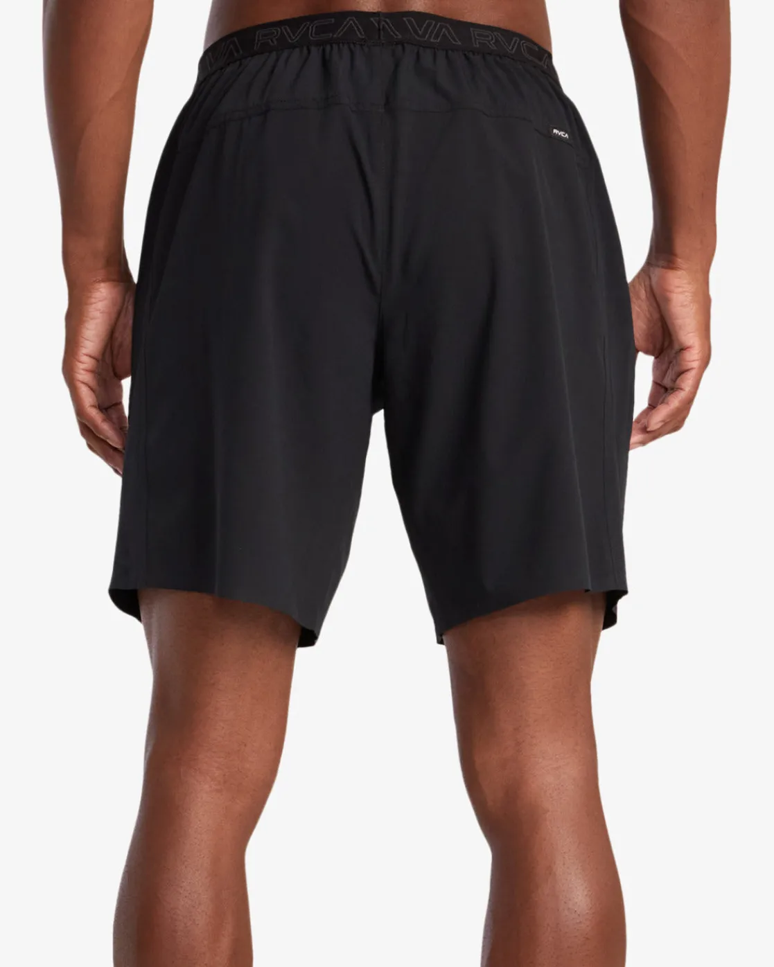 RVCA YOGGER PLUS 18" SHORTS Black Online